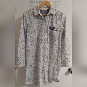 Victoria's Secret Cream Floral Button-Up Sleep Shirt with Blue Accents